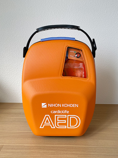 【画像】AED　AED-3100
